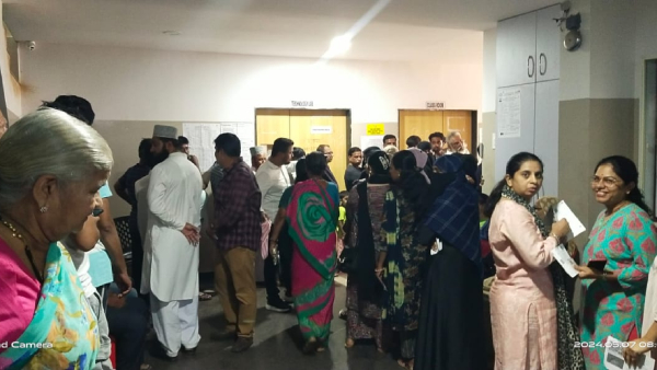 People suffer from heat wave Voting in North Karnataka is brisk in the morning