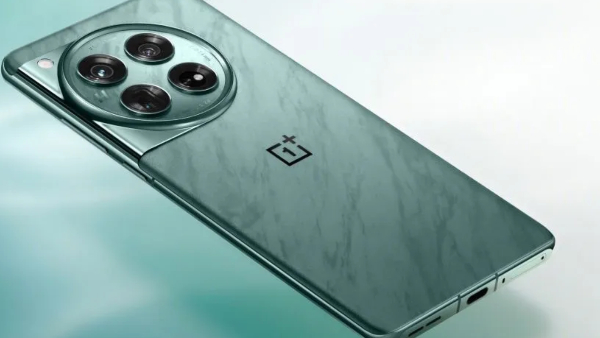 OnePlus 12 to Soon Launch in India with New Glacial White Color Variant OnePlus 12 to Soon Launch in India with New Glacial White Color Variant