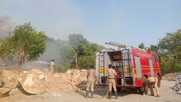 Fire Broke Out And 30 Acres Place Destroyed Near Karkala Parashurama Theme Park Fire Broke Out And 30 Acres Place Destroyed Near Karkala Parashurama Theme Park