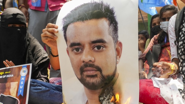 Sex Scandal Case Prajwal Revanna Escape again from Germany and Dubai Where his Go Sex Scandal Case Prajwal Revanna Escape again from Germany and Dubai Where his Go