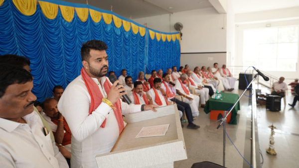 Hassan JDS MP Prajwal Revanna has to come before March 31st Here is the reason