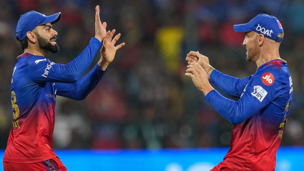 Kohli s Flying Kiss Moment After Stunning Shahrukh Khan Run-Out in RCB vs GT Clash