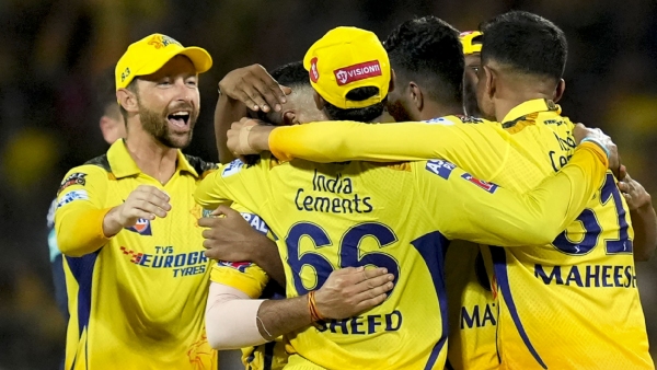 IPL 2024 RCB CSK Big Fight IPL Playoffs Awaits Real Twist