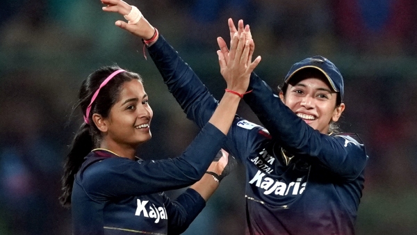 What is RCB star Shreyanka Patil s jersey number What does that number have to do with them