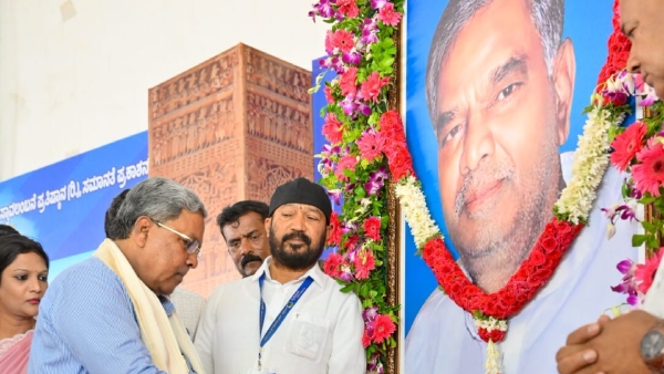 PM Modi s Opposition wants to bury me alive comment Siddaramaiah hits back