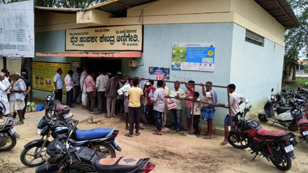 Monsoon Season Increased Price of Sowing Seeds is A Financial Blow to Karnataka Farmers