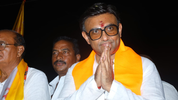 SSLC Result 2024 SSLC Result Fight Between Dr K Sudhakar And MLA Pradeep Eshwar