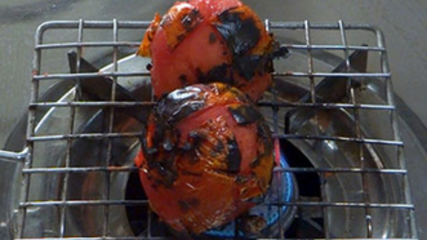 How To Make Burnt Tomato Chutney With Garlic