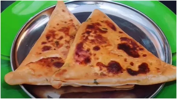 Tomato Paneer Stuffed Paratha Recipe Know How to Make Tomato Paneer Paratha in Kannada