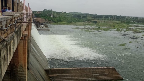Tungabhadra Dam Reached To Dead Storage Level Tungabhadra Dam Reached To Dead Storage Level