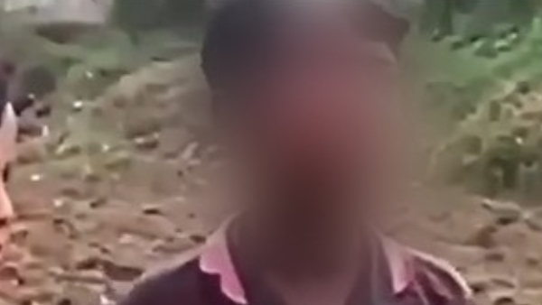 Shah Rukh Khan Did Not Die After Eating Gutka Little Boy Statement Goes Viral