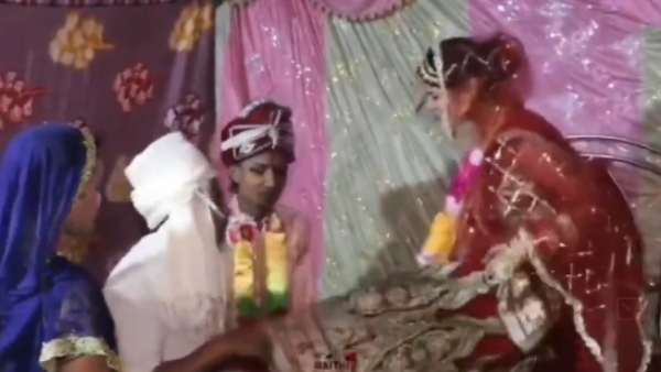 The Bride Kicked The Groom Out Of The Wedding Hall Viral Video