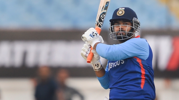 Will Sanju Samson or Rishabh Pant Claim India s First-Choice Wicket-Keeper Spot for T20 World Cup