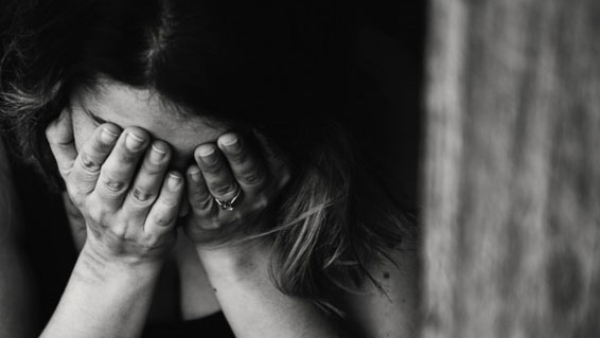 Karnataka woman sold to a man in Maharashtra for rs 1 lakh FIR against 3