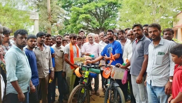 young man from Chikkaballapur has reached Ayodhya after 29 days by bicycle
