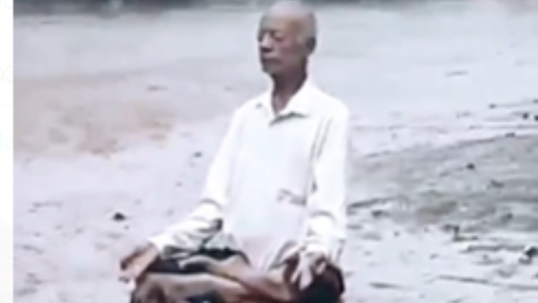 Dharwad Rains Cause Road Flooding Traffic Woes Viral Video of Elderly Man Performing Penance