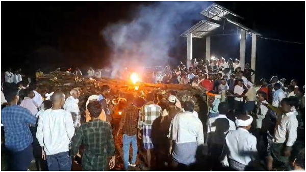 Mass cremation of 9 people who died in the accident