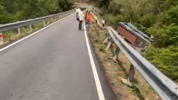 More than 16 people injured due to bus overturn in B R Hills road