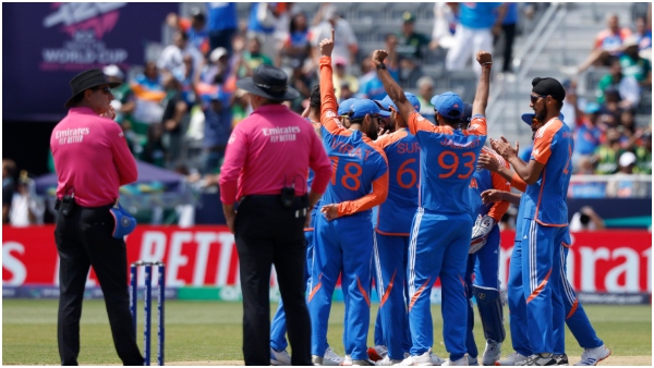 India won against Pakistan by 6 runs