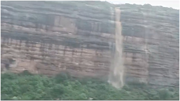 Temporary waterfall at sri kalakaleshwar hill gadag heavy rain