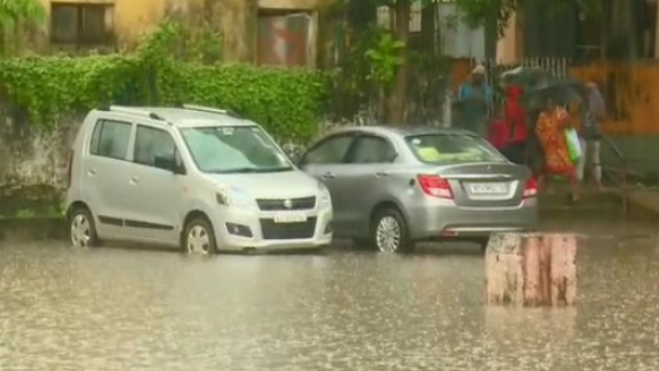 Karnataka Rains Heavy rain with thunderstrom forecast in these districts of state at few three hours