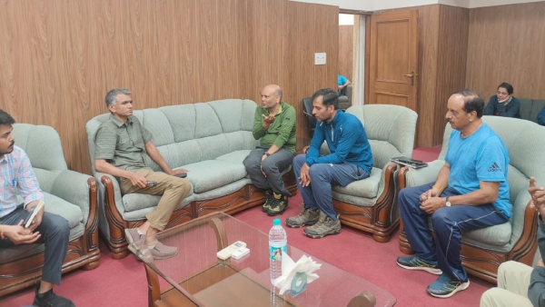 Minister Krishna Byre Gowda Expains rescue operations of trekkers in Garhwal from Karnataka