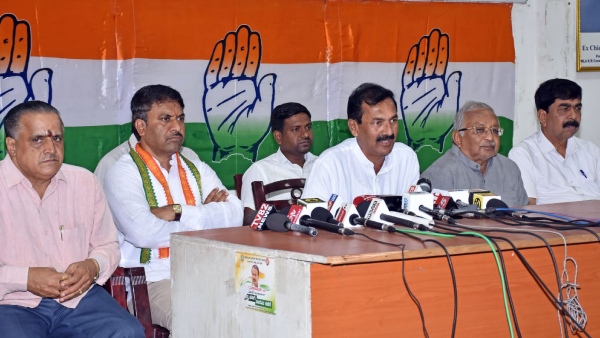 karnataka congress leader lakshman urges end to guarantee scheme