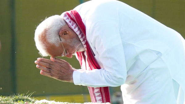 Modi swearing in as Prime Minister Invitation to Pejavar shri and Dr Naseer Ahmed Modi swearing in as Prime Minister Invitation to Pejavar shri and Dr Naseer Ahmed