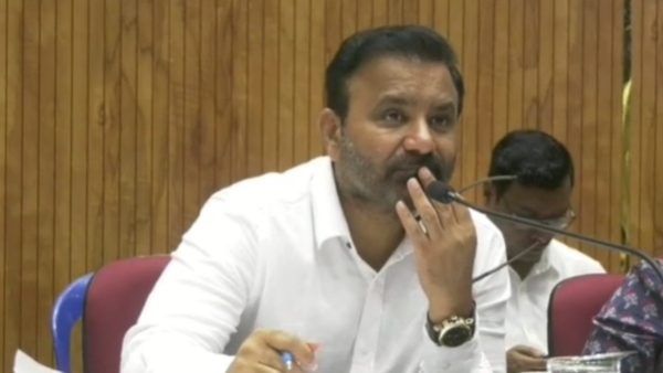 Officials Stuck in Lift before KDP Meeting Santhosh Lad s strickly instructed Grant Usage Officials Stuck in Lift before KDP Meeting Santhosh Lad s strickly instructed Grant Usage