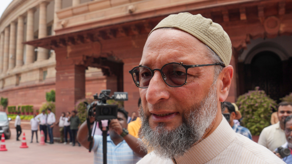 Owaisi s Palestine Mention During Lok Sabha Oath Ceremony Sparks Controversy