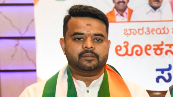 Prajwal Revanna had 15 sims - HD Revanna s son who was calling and harassing Prajwal Revanna had 15 sims - HD Revanna s son who was calling and harassing