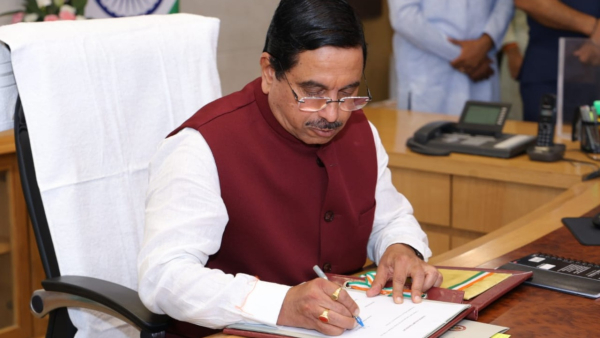 Prahlad Joshi take power as New Union Minister Holds First Meeting with Officials After Office Puja