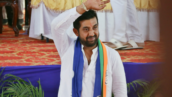 Raksha Ramaiah Vs Dr K Sudhakar Who will Win in Chikkaballapur Lok Sabha constituency Raksha Ramaiah Vs Dr K Sudhakar Who will Win in Chikkaballapur Lok Sabha constituency