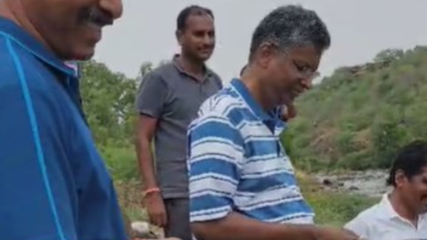 Satish Jarkiholi in Enjoy mood video viral