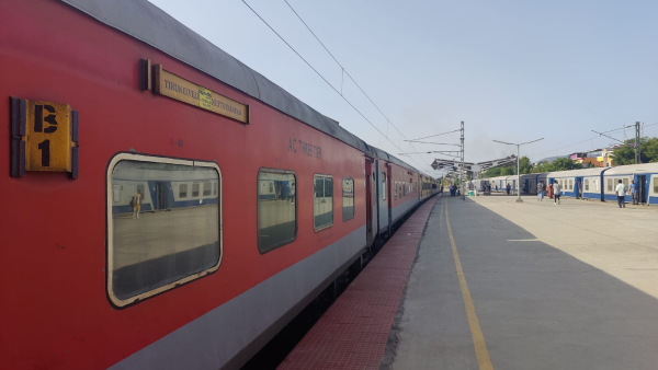 AC Bi-Weekly Express Train Between Tambaram Mangalore Junction Schedule