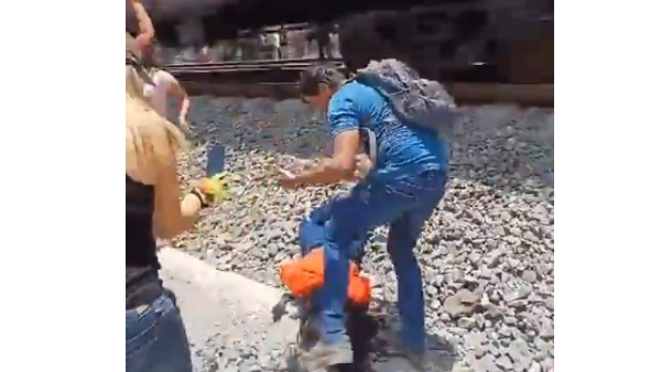 A woman death due to train hit video viral