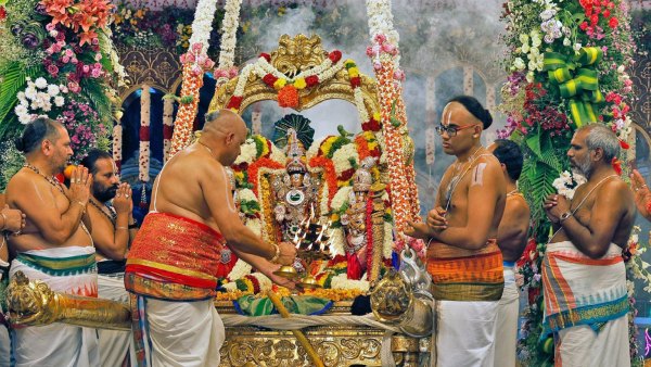 Tirumala Tirupati Devasthanams conducting E-Action on Watches and Mobile Phones Tirumala Tirupati Devasthanams conducting E-Action on Watches and Mobile Phones