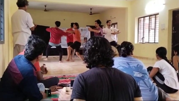 Varanasi Students Are Being Trained Yakshagana In Udupi