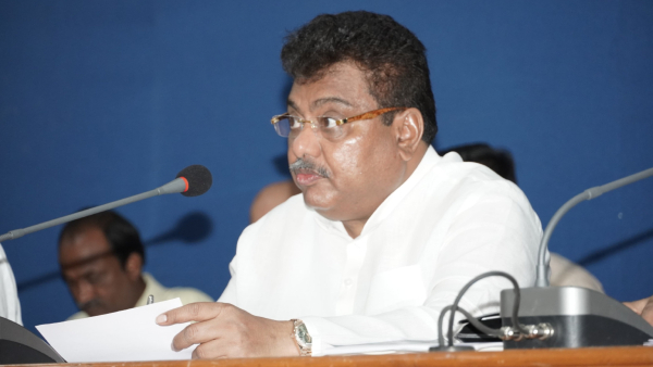 BJP Has Done the Policy of Alternate Allotment land in MUDA Say MB Patil BJP Has Done the Policy of Alternate Allotment land in MUDA Say MB Patil