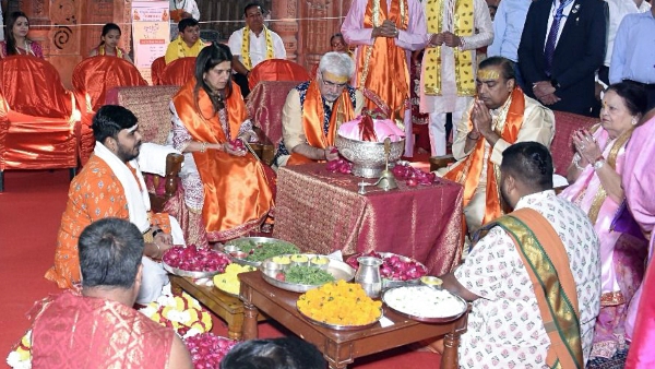 Anant Ambani and Radhika Merchant s Grand Wedding Top Political and Bollywood Stars Attend
