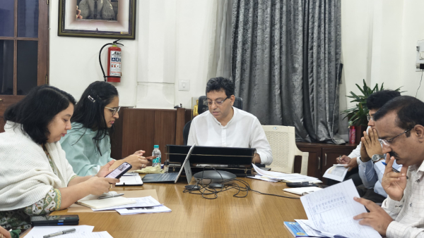 Be Careful Not to Advertise in Bengaluru BBMP Instructs Patrol Vehicles to Beat at Night