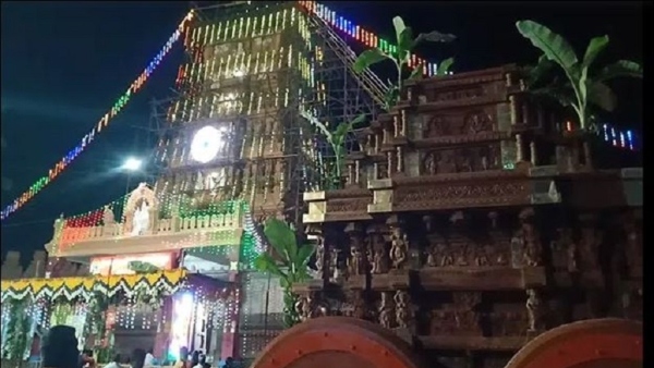 Chamarajeshwara Temple Car Festival Newly Married Couples