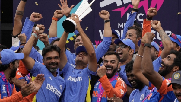 Rahul Dravid s Farewell Speech Outgoing Team India Coach Addresses Team After World Cup Victory