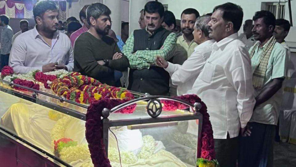 BJP MLC CP Yogeshwar Father Puttamadegowda Is No More