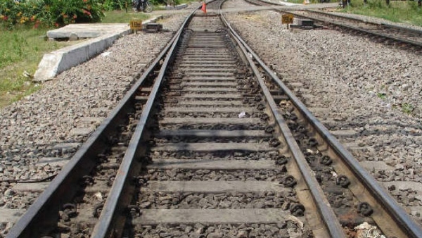 Why did Davanagere-Tumakuru railway project is not proposal