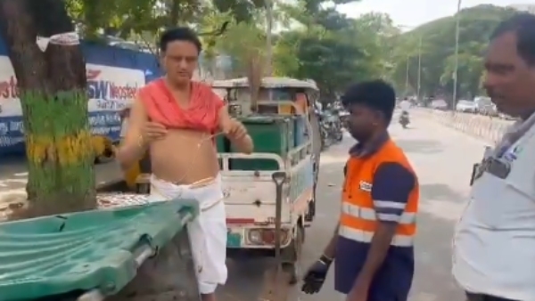 Diamond Necklace Worth 5 00 000 Recovered From Garbage Bin In Chennai