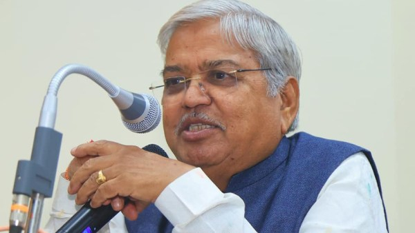 There is no government in the state it is divided into three parts Says Govind Karjol