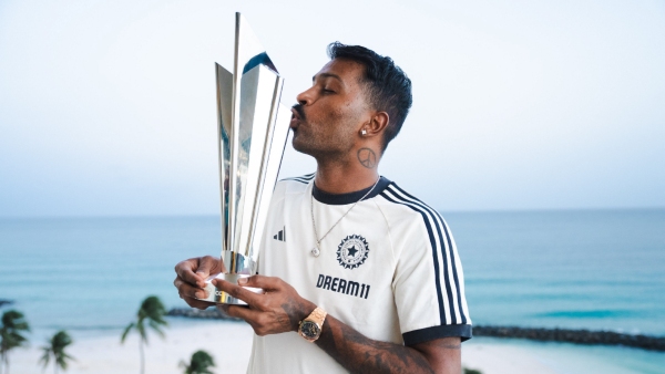 Hardik Pandya Shares Heartwarming Photo with Son Amid Rumors of Divorce with Natasha