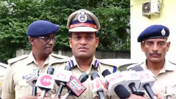 Police Commissioner Shashikumar no Compromise with Politicians on Rowdy Sheeters and Crimes
