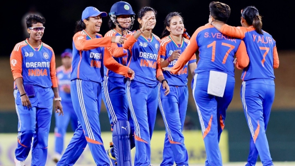 India Enters Women s Asia Cup Final with Victory Over Bangladesh
